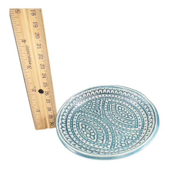 Hand Made Studio Pottery Small Dish Plate Pattern Textured Artist Signed KJ - Picture 2 of 12